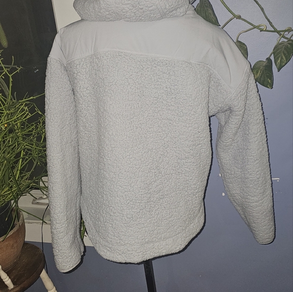 Under armour sherpa sweater - Picture 6 of 7